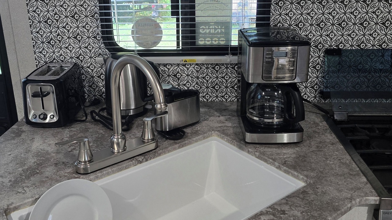 Photo of Kitchen in Adjala-Tosorontio