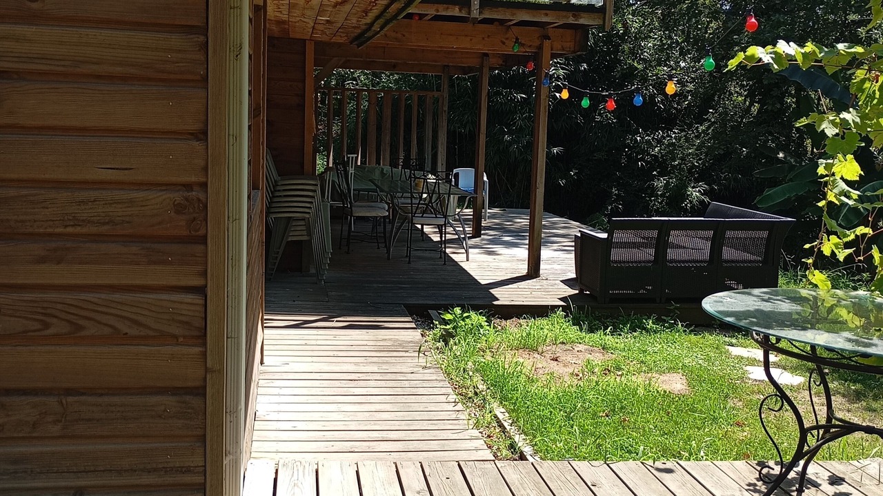 Photo of Outdoor in Salles