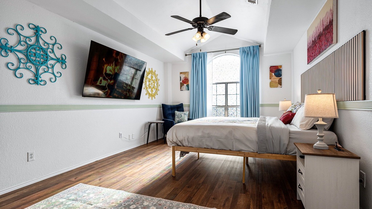 Photo of Bedroom in Burleson