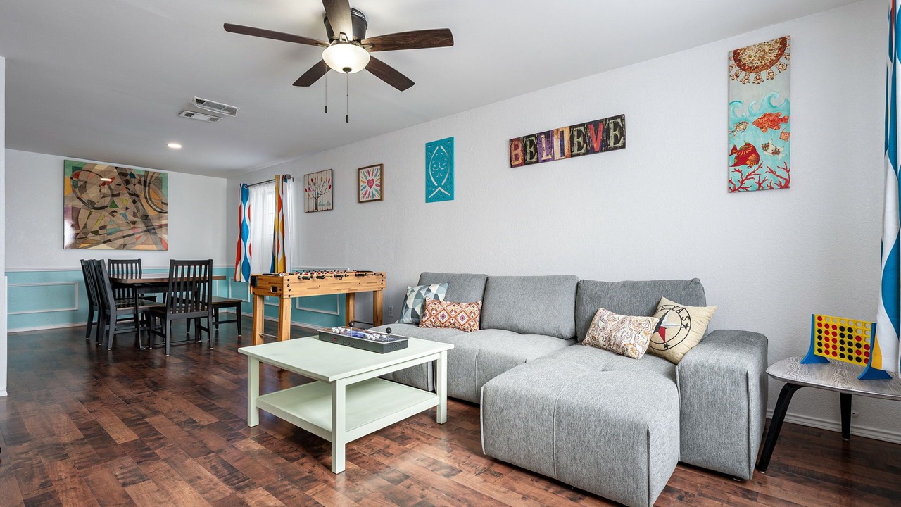 Photo of Livingroom in Burleson
