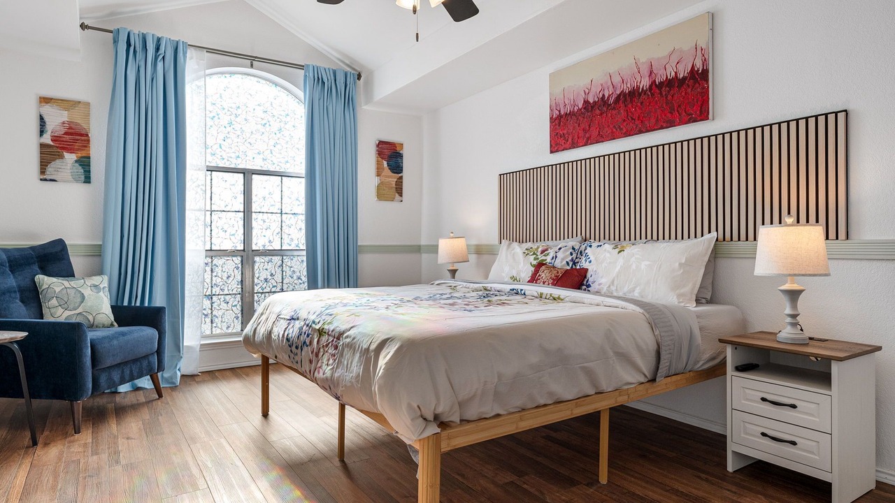 Photo of Bedroom in Burleson
