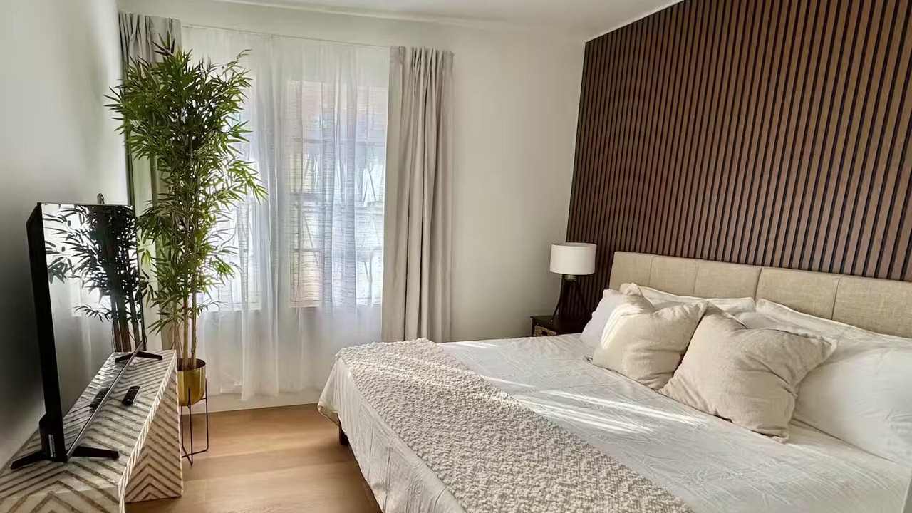 Photo of Bedroom in Midtown