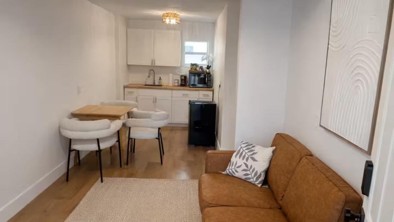 Photo of Livingroom in Midtown