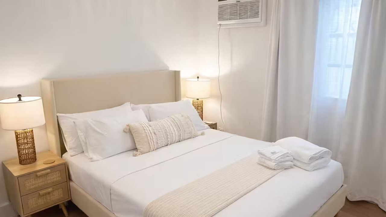 Photo of Bedroom in Midtown