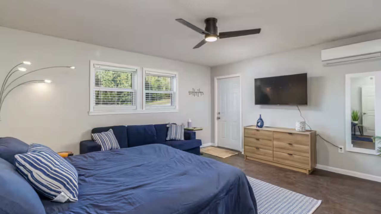 Photo of Bedroom in St. Robert
