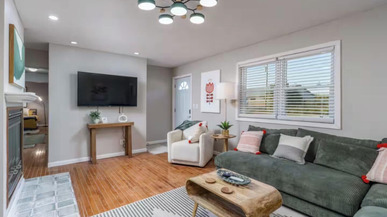 Photo of Livingroom in St. Robert