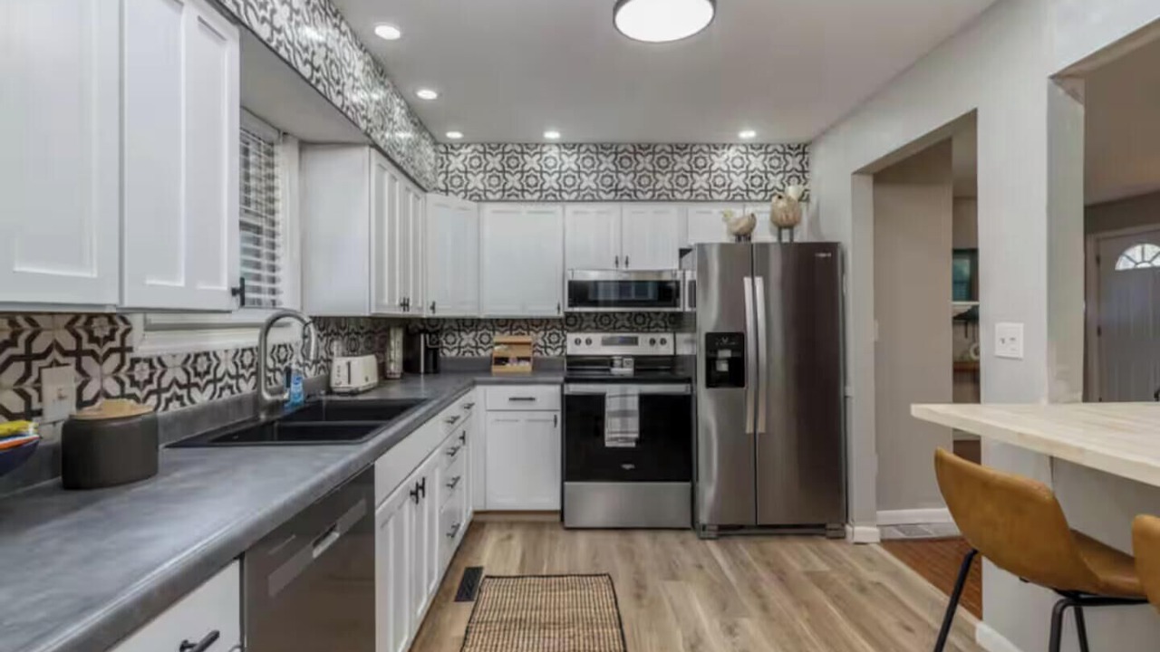 Photo of Kitchen in St. Robert