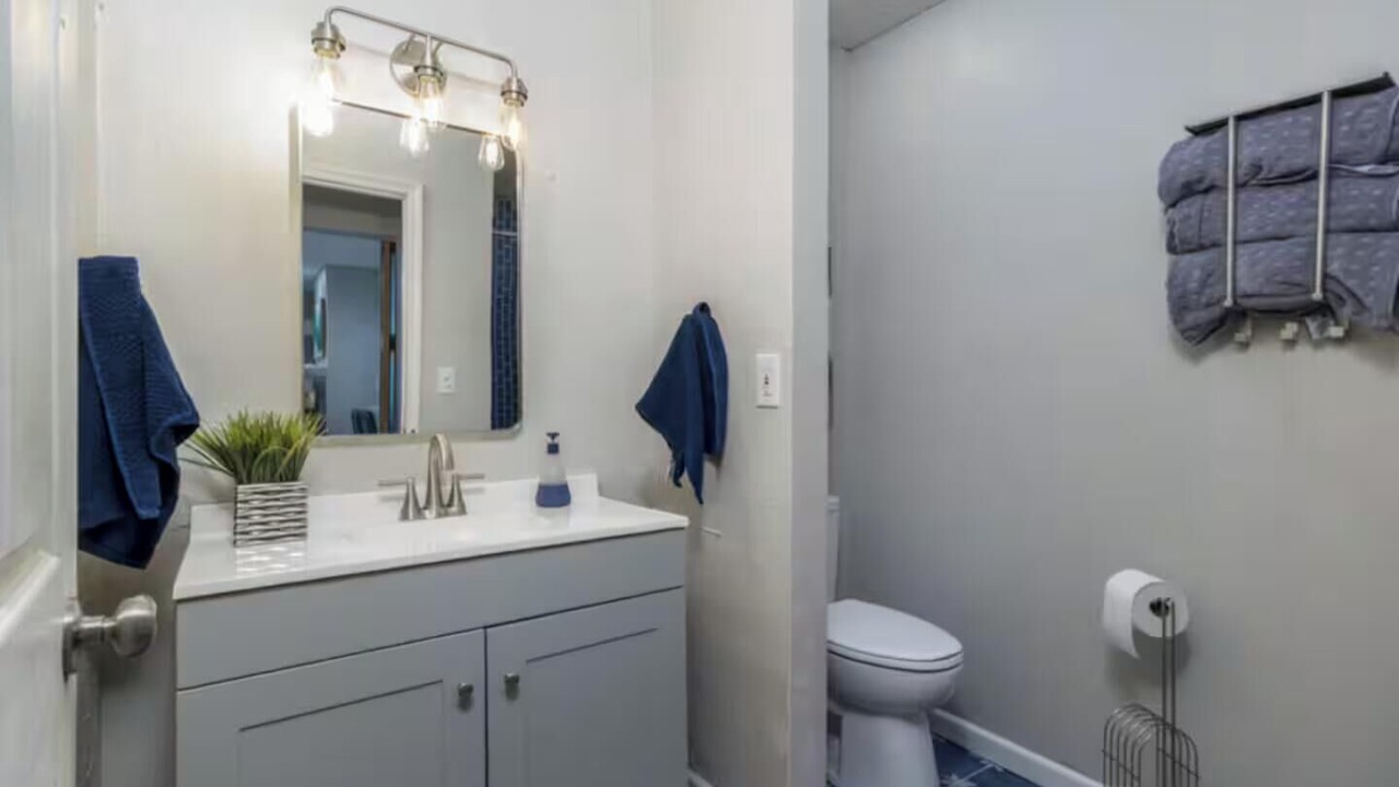 Photo of Bathroom in St. Robert