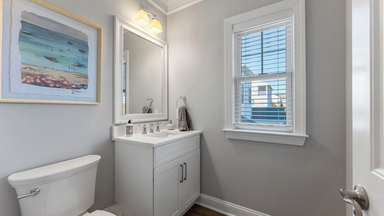 Photo of Bedroom in Admiral Estates