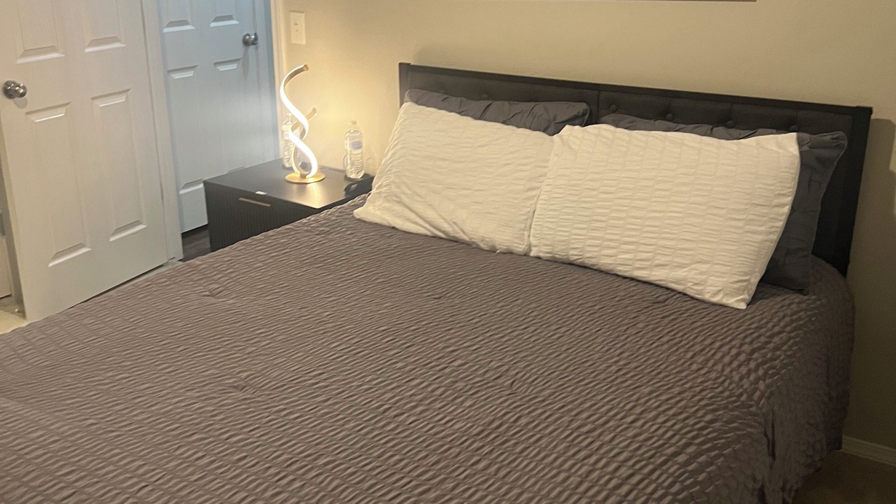 Photo of Bedroom in Noble