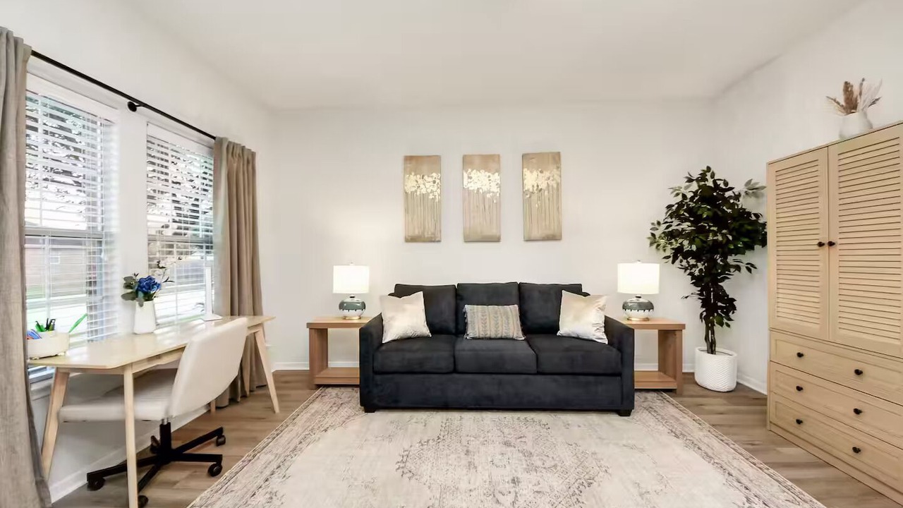 Photo of Livingroom in Klein