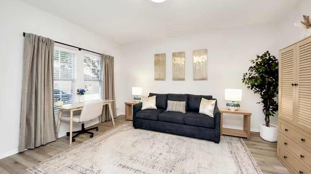 Photo of Livingroom in Klein