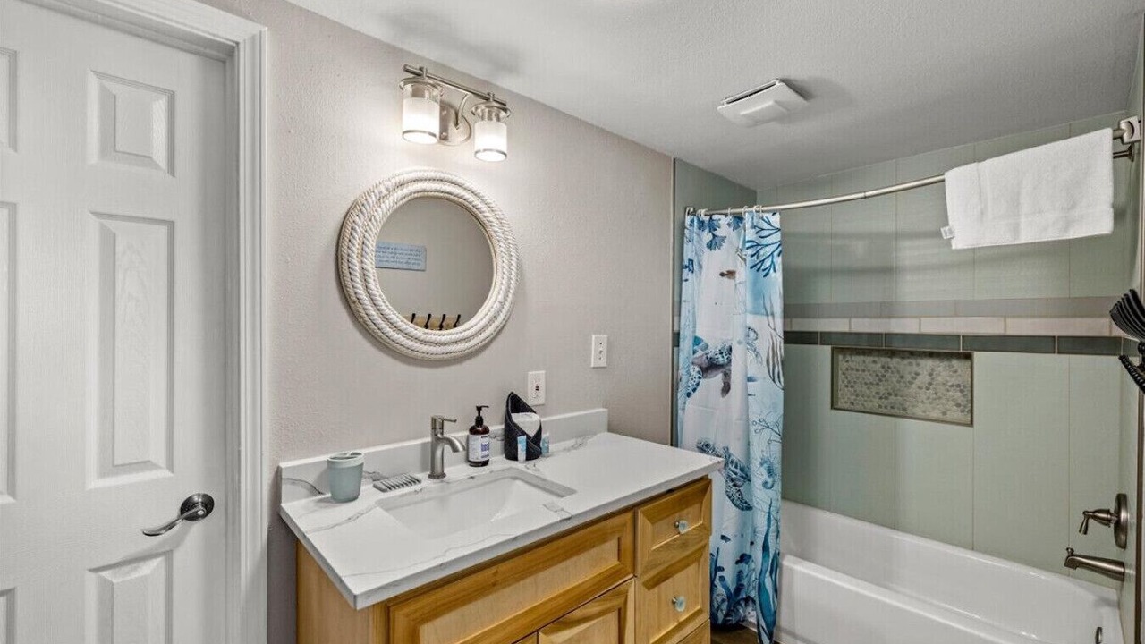 Photo of Bathroom in Bermuda Beach