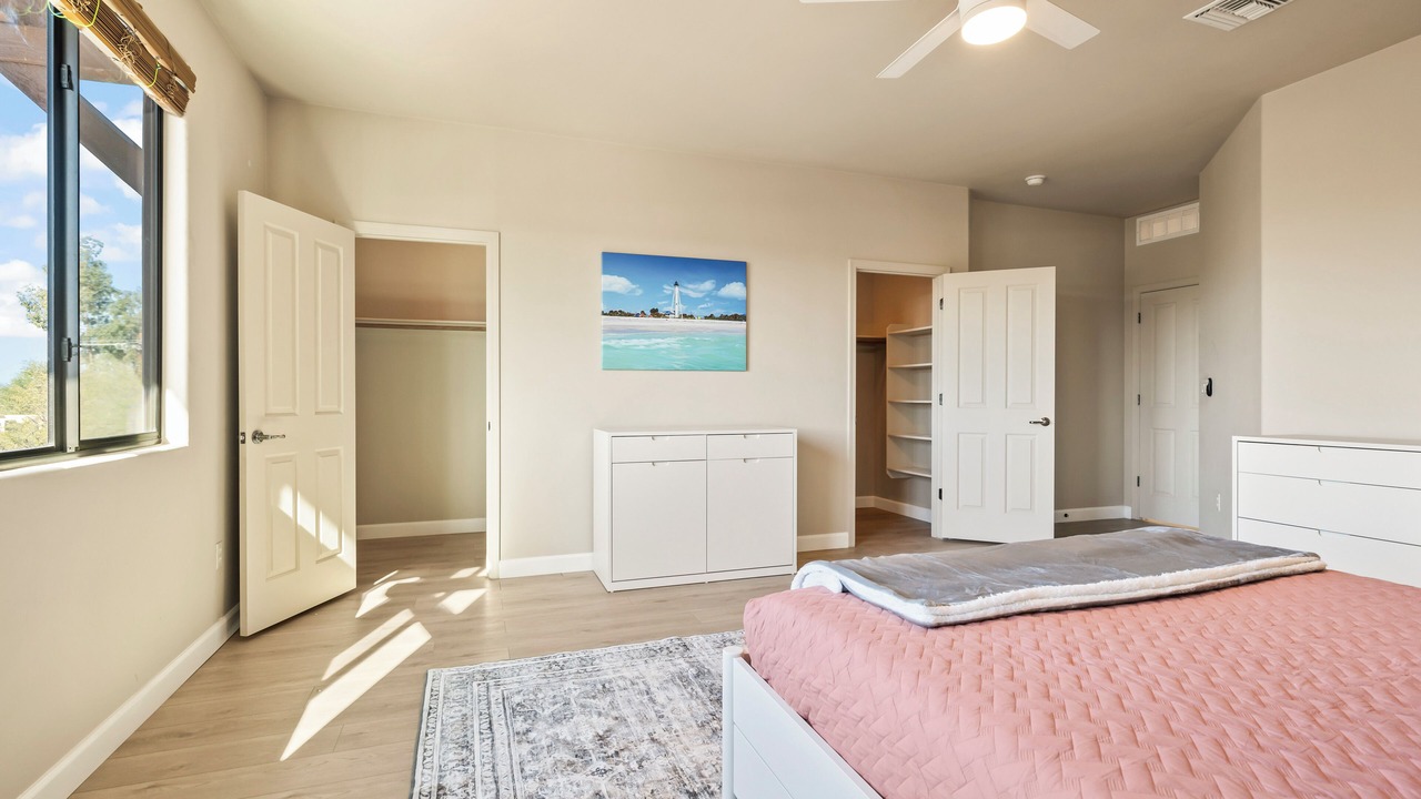 Photo of Bedroom in Midtown