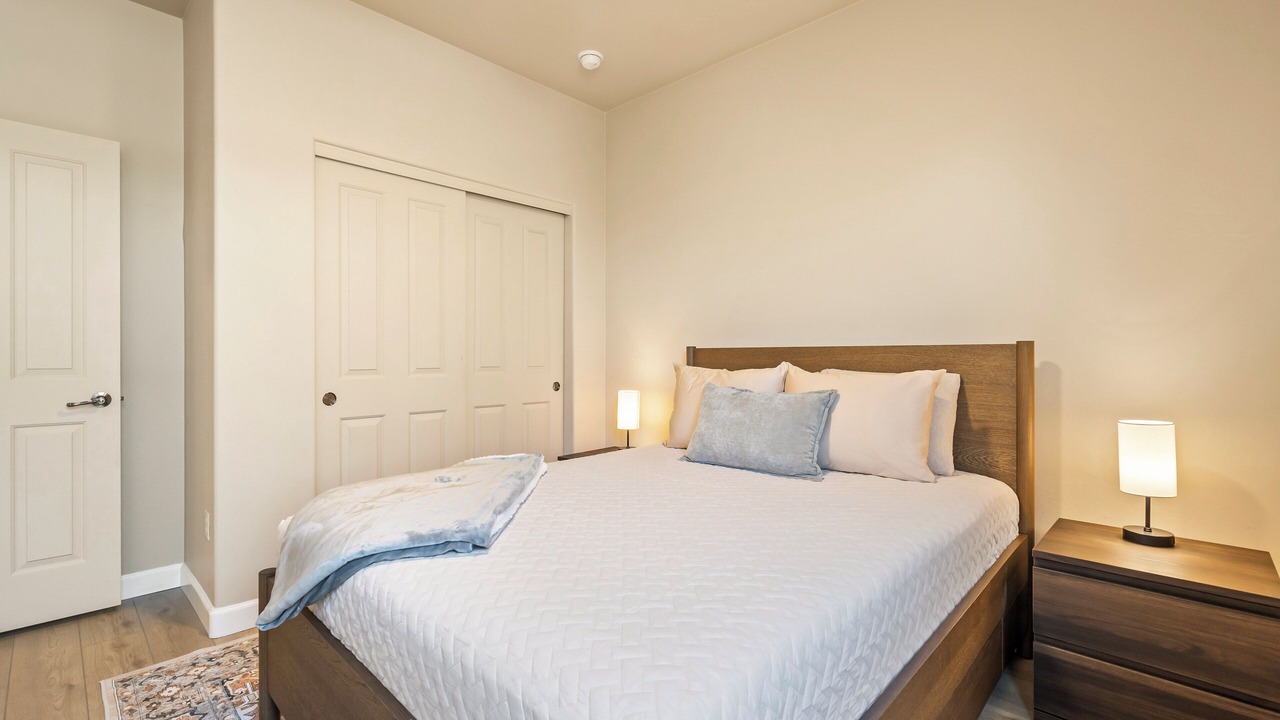 Photo of Bedroom in Midtown