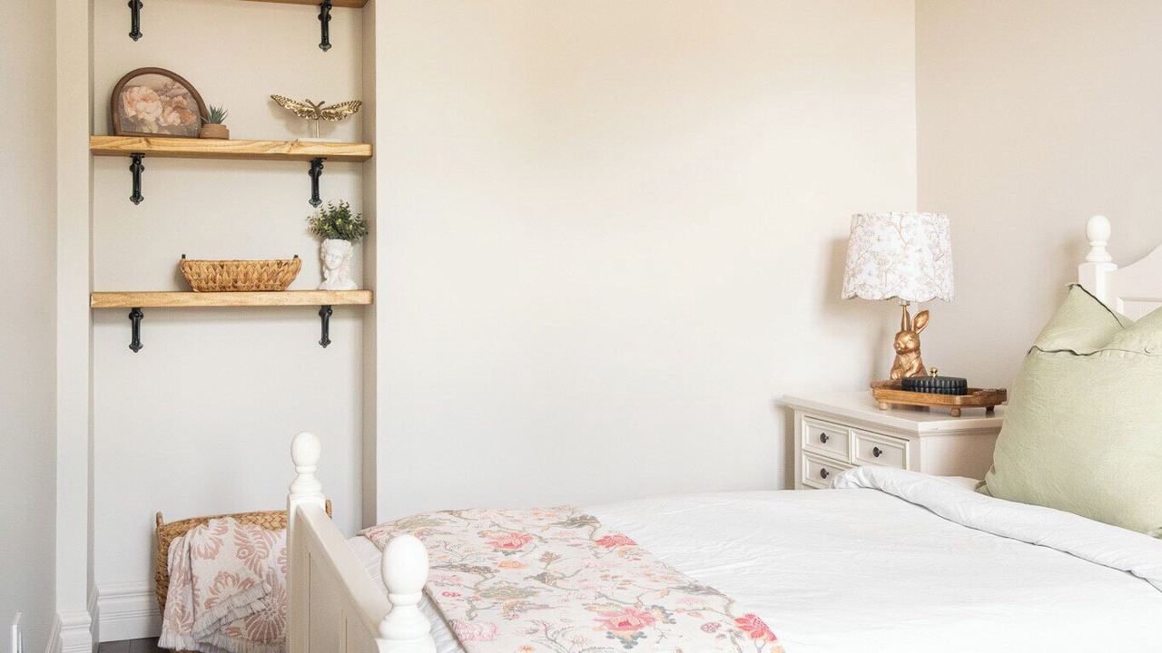 Photo of Bedroom in Longueuil