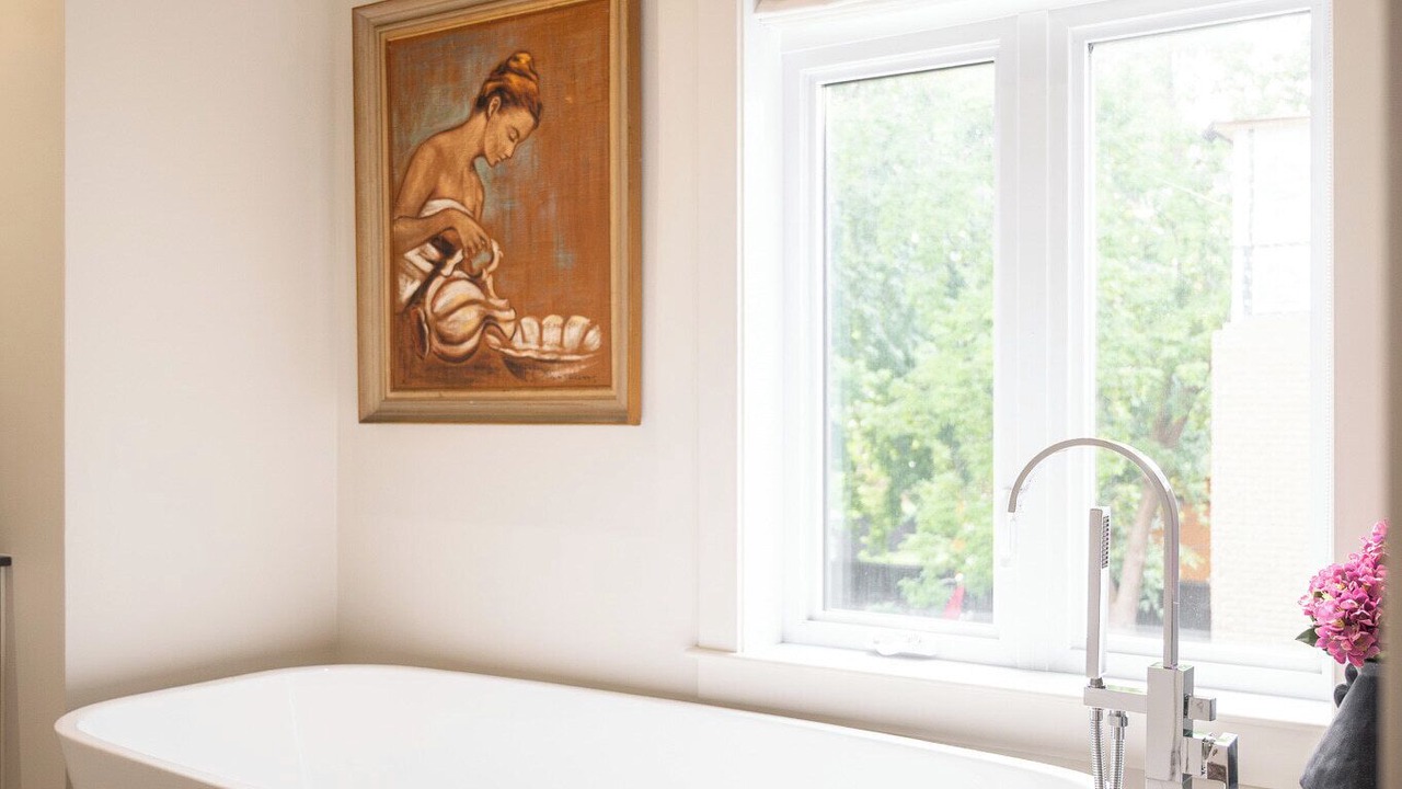 Photo of Bathroom in Longueuil