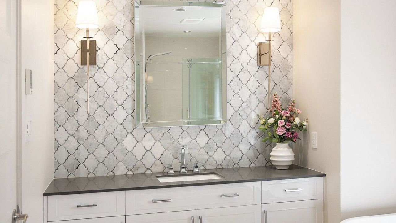Photo of Bathroom in Longueuil