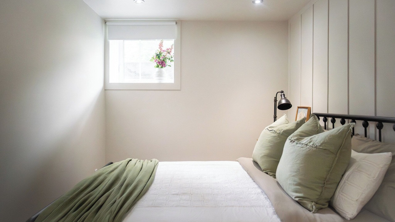 Photo of Bedroom in Longueuil
