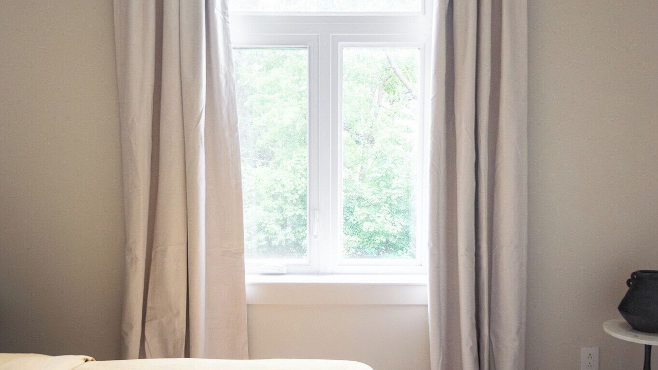 Photo of Bedroom in Longueuil
