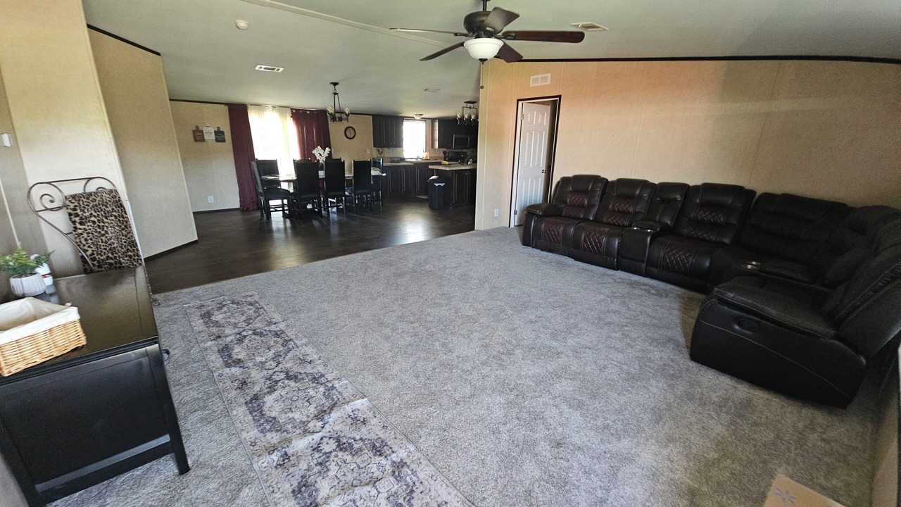 Photo of Livingroom in Iraan