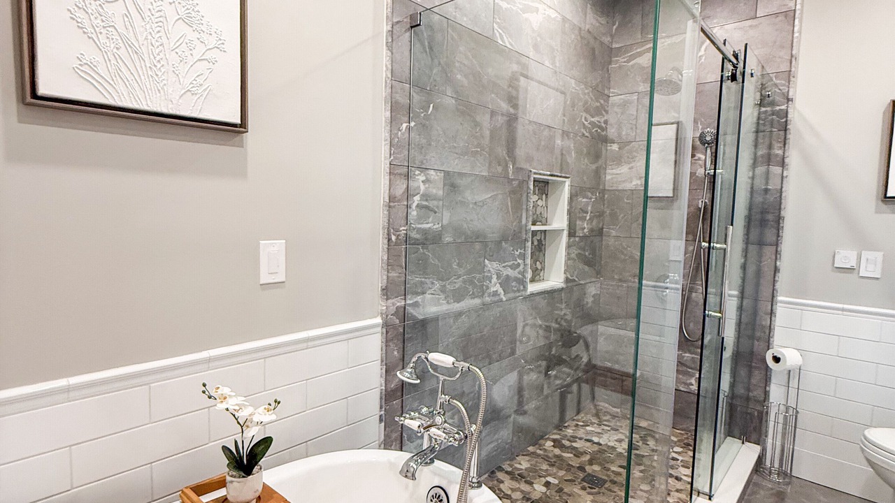 Photo of Bathroom in Pilot Knob