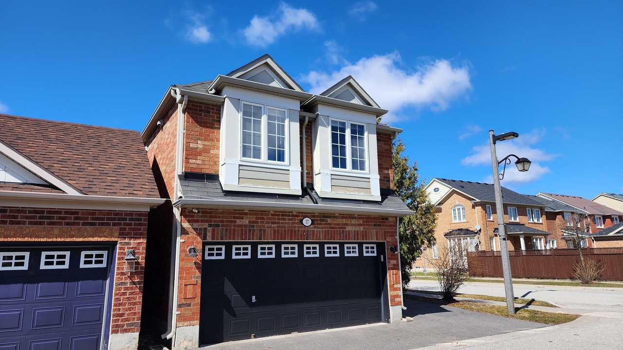 Photo of Outdoor in Markham