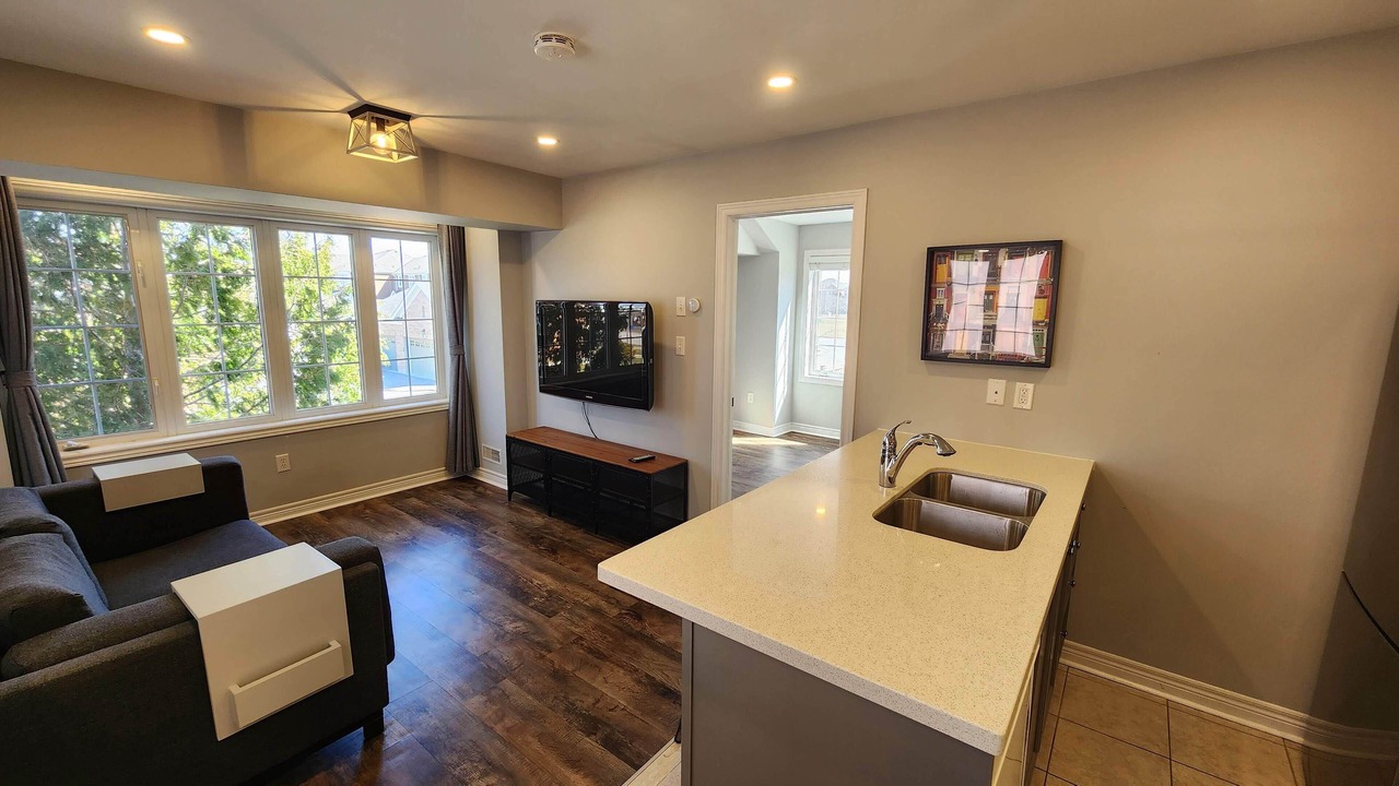 Photo of Livingroom in Markham