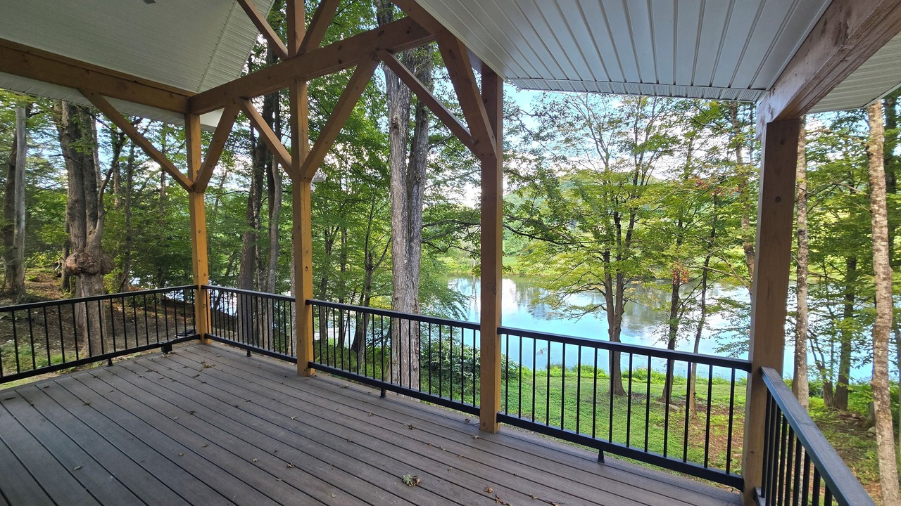 Photo of Patio Balcony in Fishs Eddy