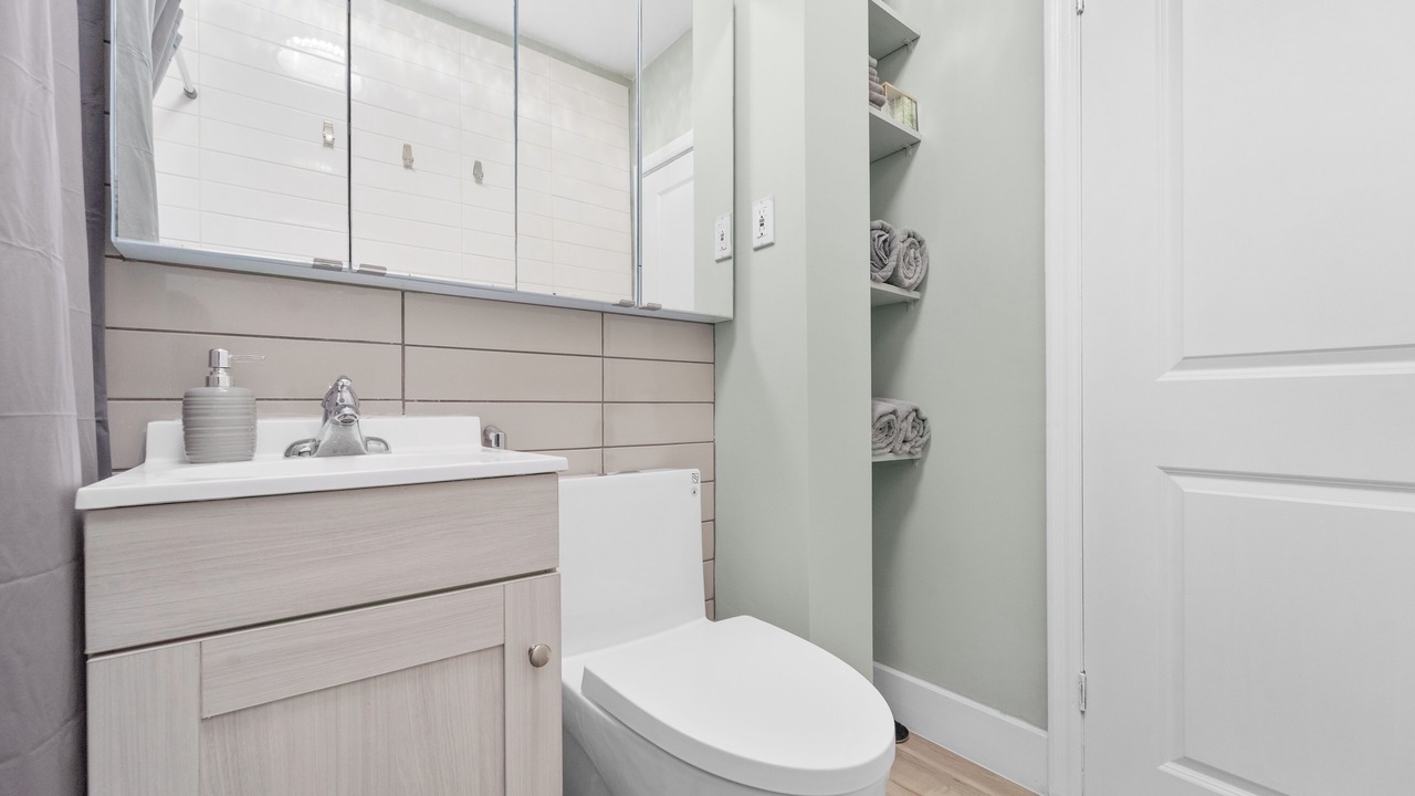 Photo of Bathroom in Woodbine Heights