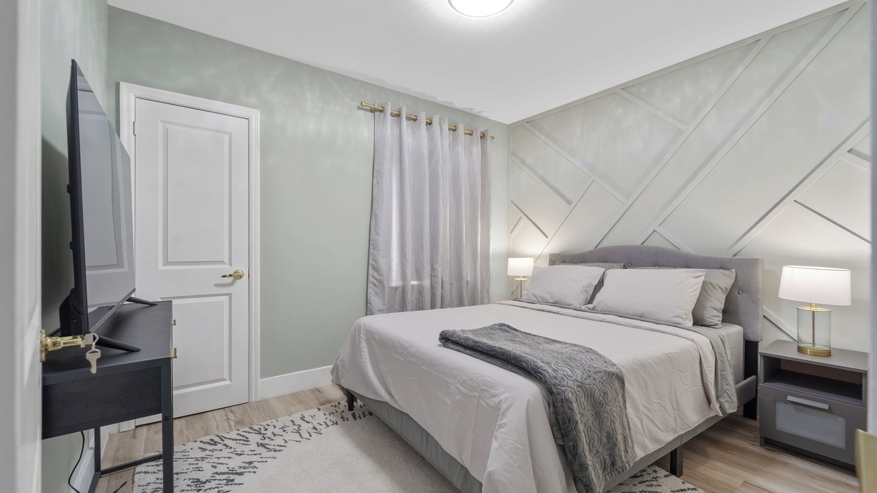 Photo of Bedroom in Woodbine Heights