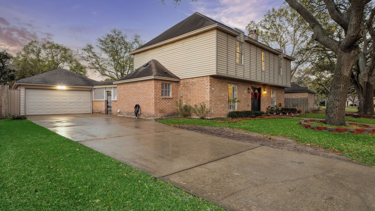 Photo of Outdoor in Mission Bend