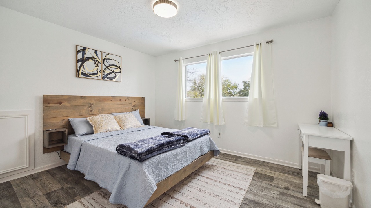 Photo of Bedroom in Mission Bend