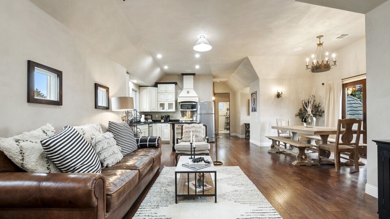 Photo of Livingroom in Napa