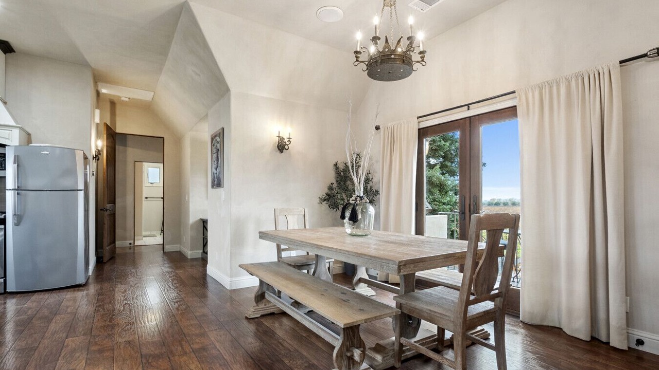 Photo of Others in Napa