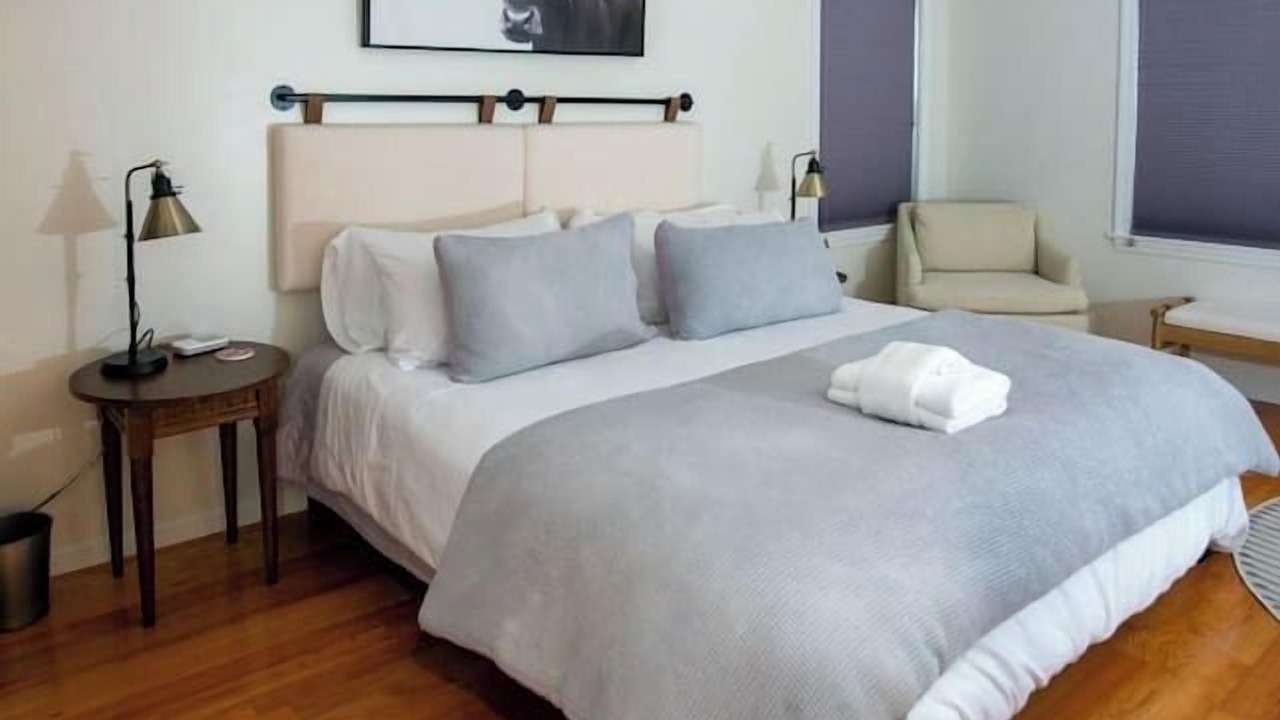 Photo of Bedroom in Swampscott