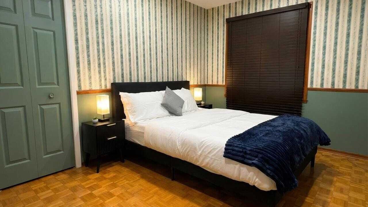 Photo of Bedroom in Vaudreuil