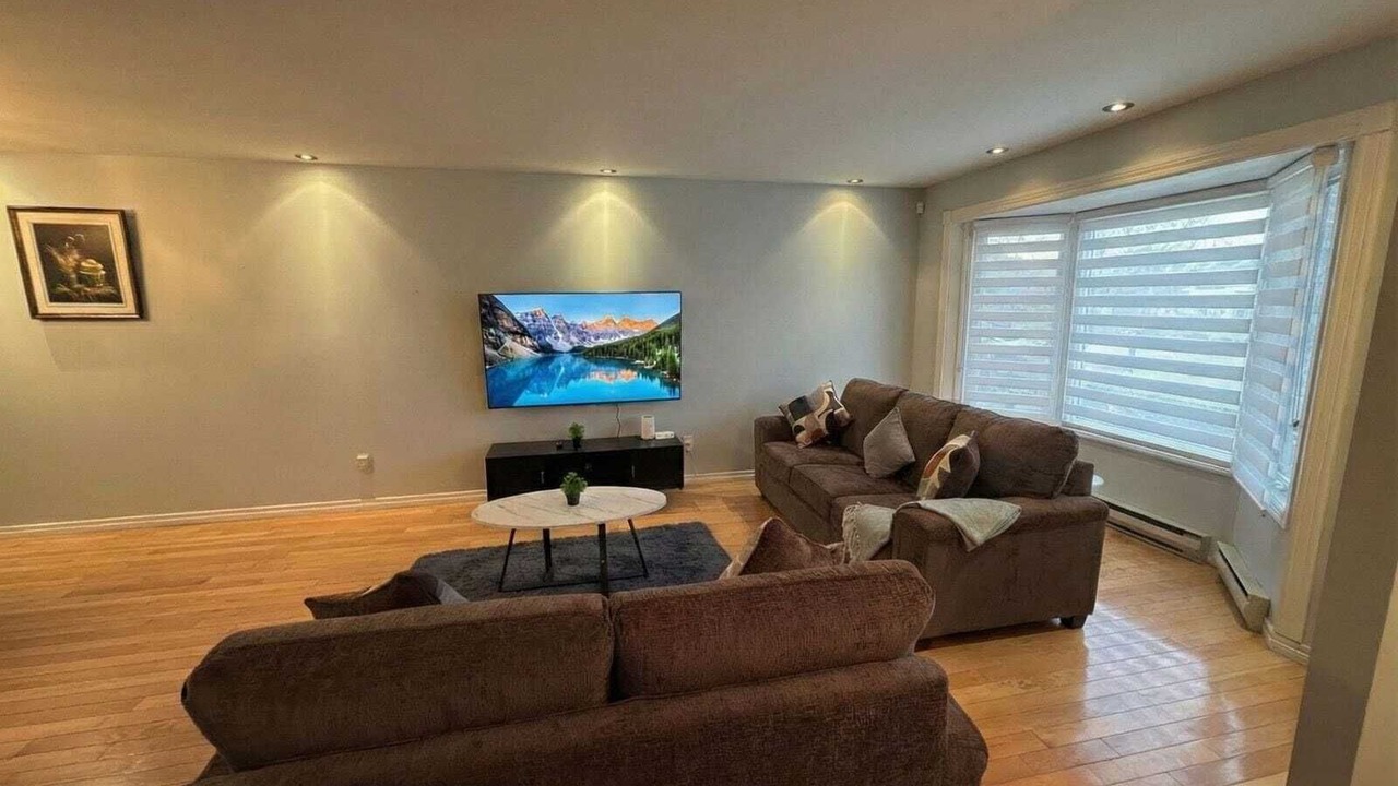 Photo of Livingroom in Vaudreuil