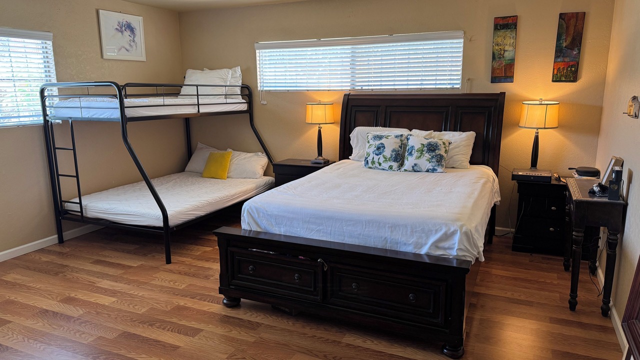Photo of Bedroom in Oak Park
