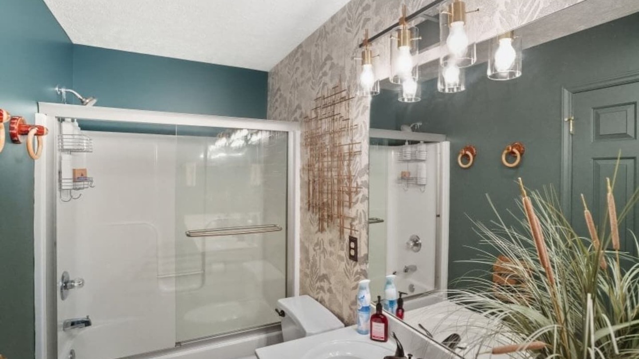 Photo of Bathroom in Beech Mountain