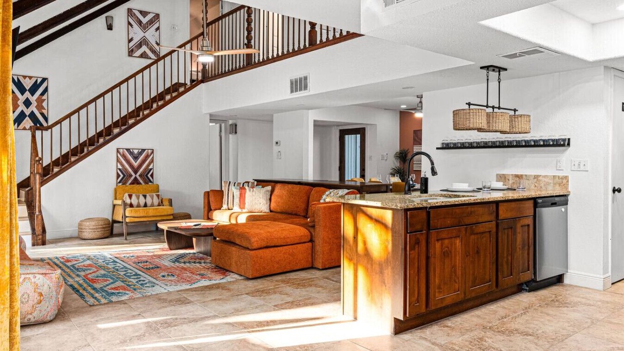 Photo of Livingroom in North San Antonio - SAT