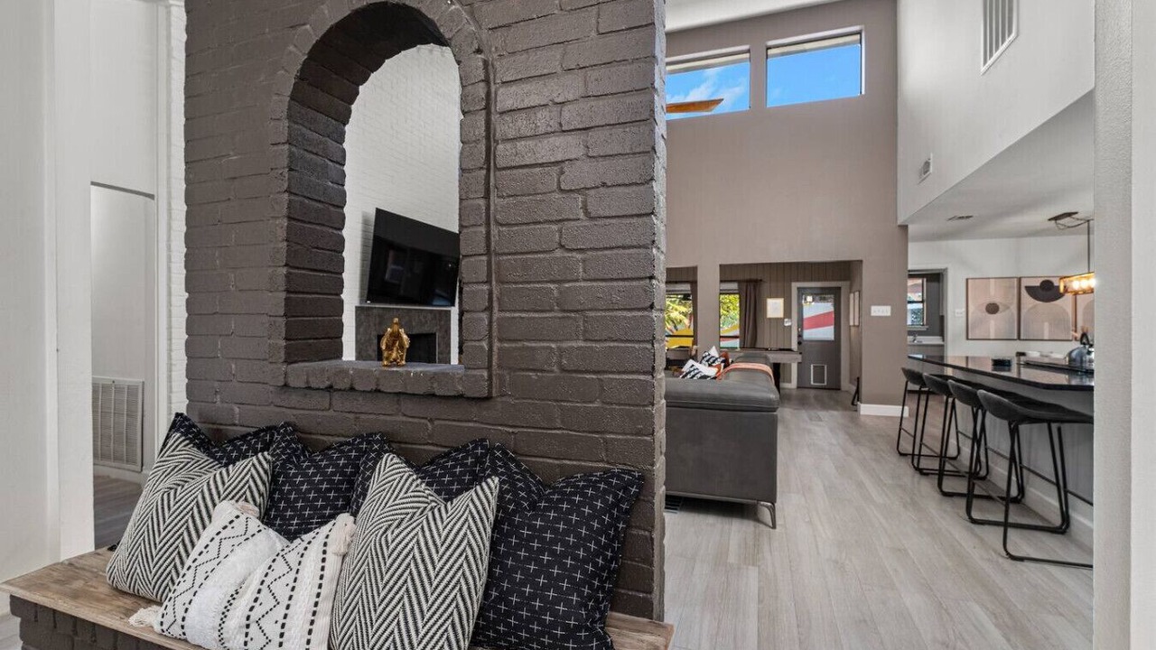 Photo of Livingroom in North San Antonio - SAT