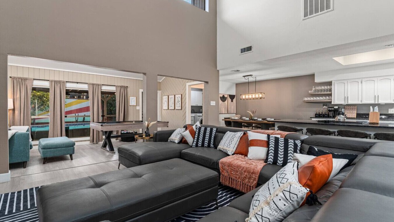 Photo of Livingroom in North San Antonio - SAT