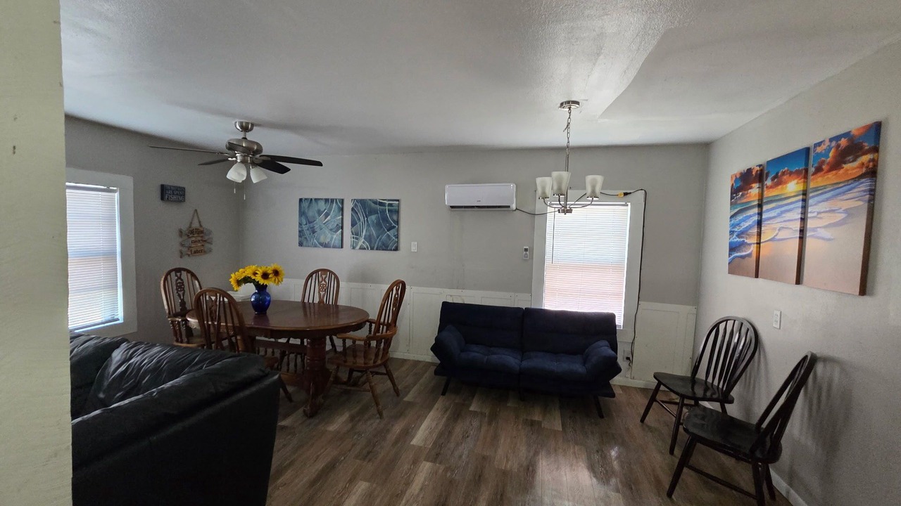 Photo of Livingroom in Aransas Pass