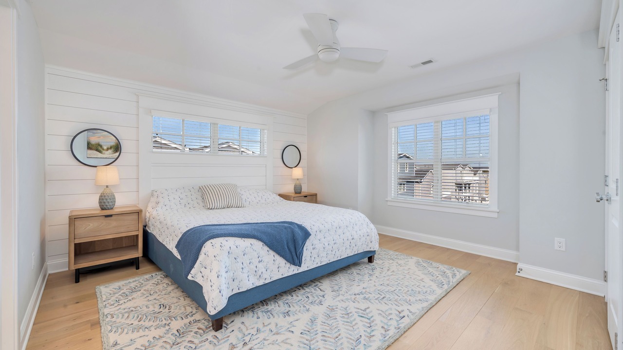 Photo of Bedroom in Avalon
