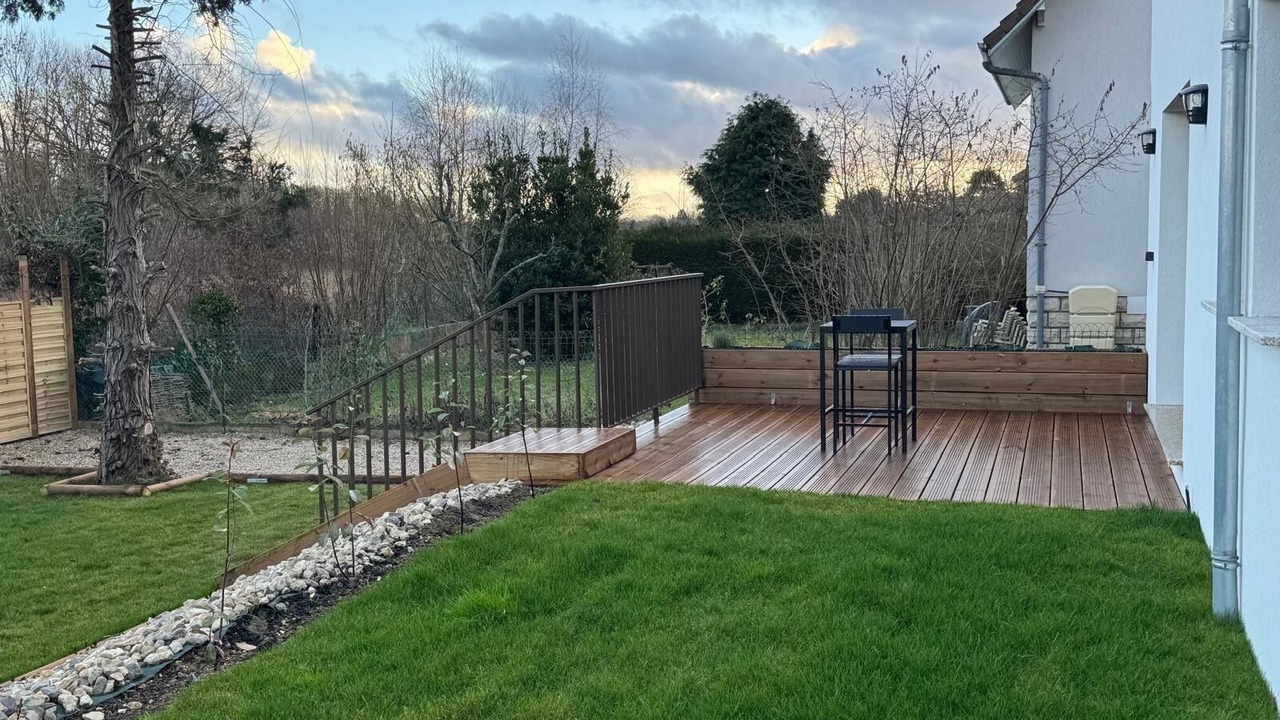 Photo of Patio Balcony in Les Molieres
