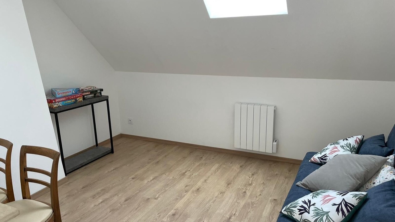 Photo of Others in Rugles