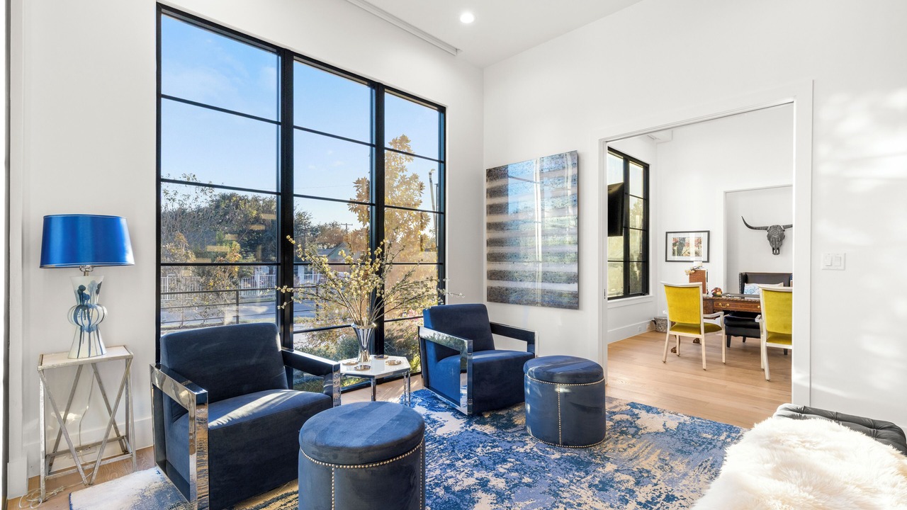 Photo of Livingroom in Northwest Dallas