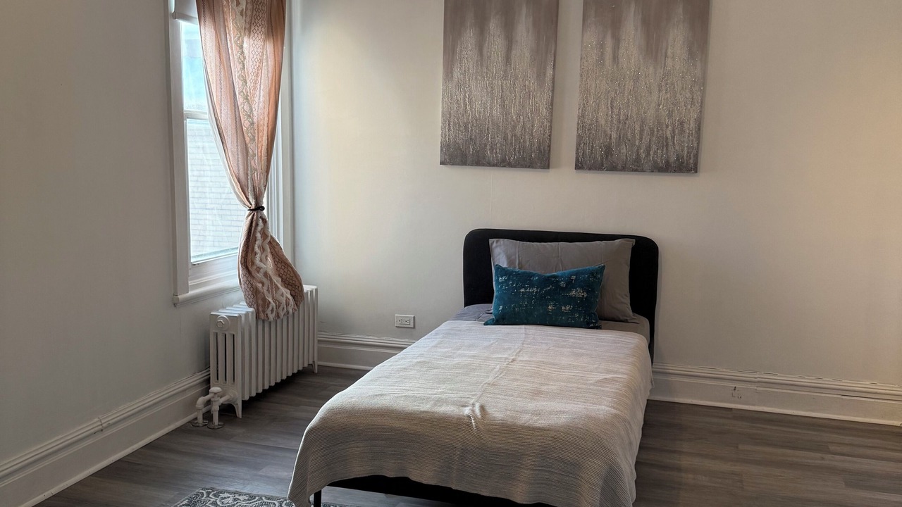 Photo of Bedroom in Desjardins