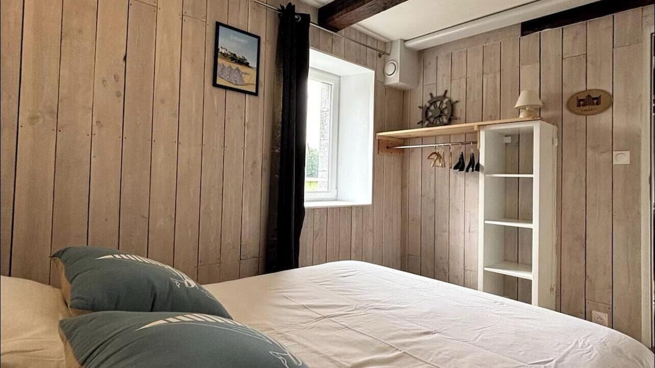 Photo of Bedroom in Pleudihen-sur-Rance